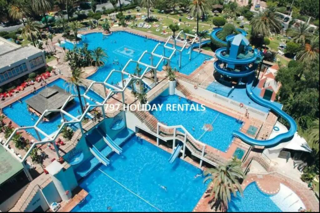 797 Holiday Rentals- Precioso Piso Con Vistas Al Jardin En Benalbeach Бенальмадена Екстер'єр фото