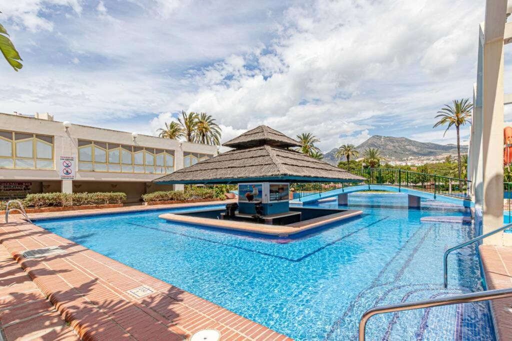 797 Holiday Rentals- Precioso Piso Con Vistas Al Jardin En Benalbeach Бенальмадена Екстер'єр фото