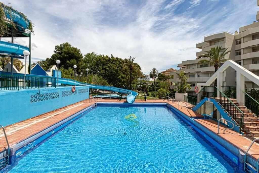 797 Holiday Rentals- Precioso Piso Con Vistas Al Jardin En Benalbeach Бенальмадена Екстер'єр фото