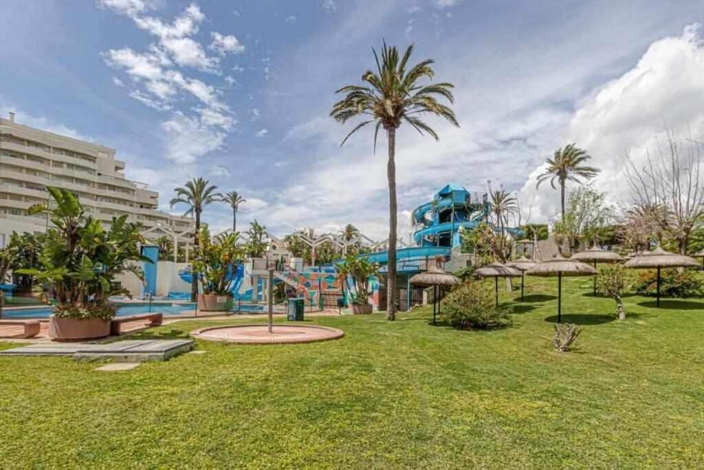 797 Holiday Rentals- Precioso Piso Con Vistas Al Jardin En Benalbeach Бенальмадена Екстер'єр фото